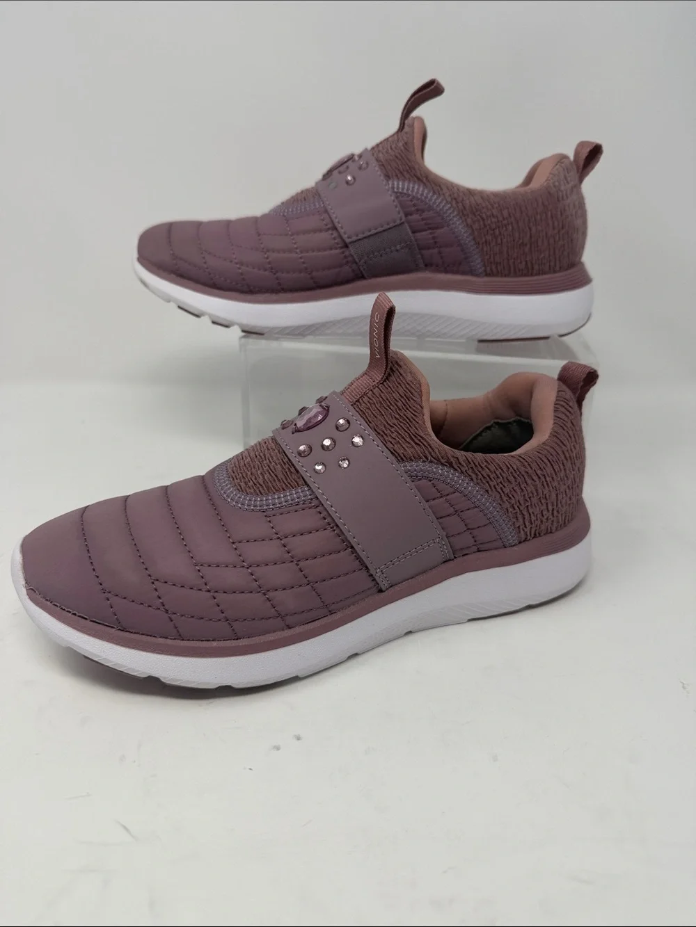 Vionic slip sneakers